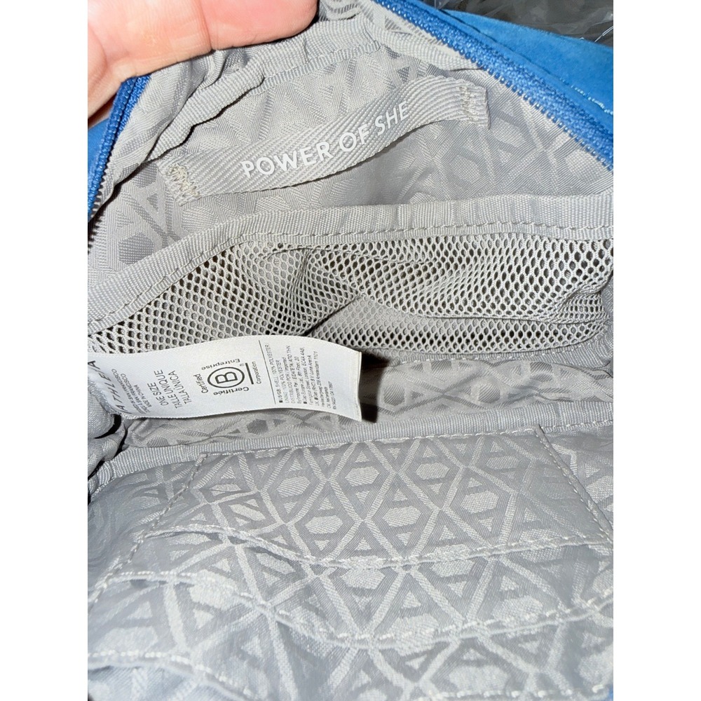 Athleta Blue Belt Bag Crossbody Waist Pack Adjustable Strap Nylon One Size EUC - Picture 7 of 7